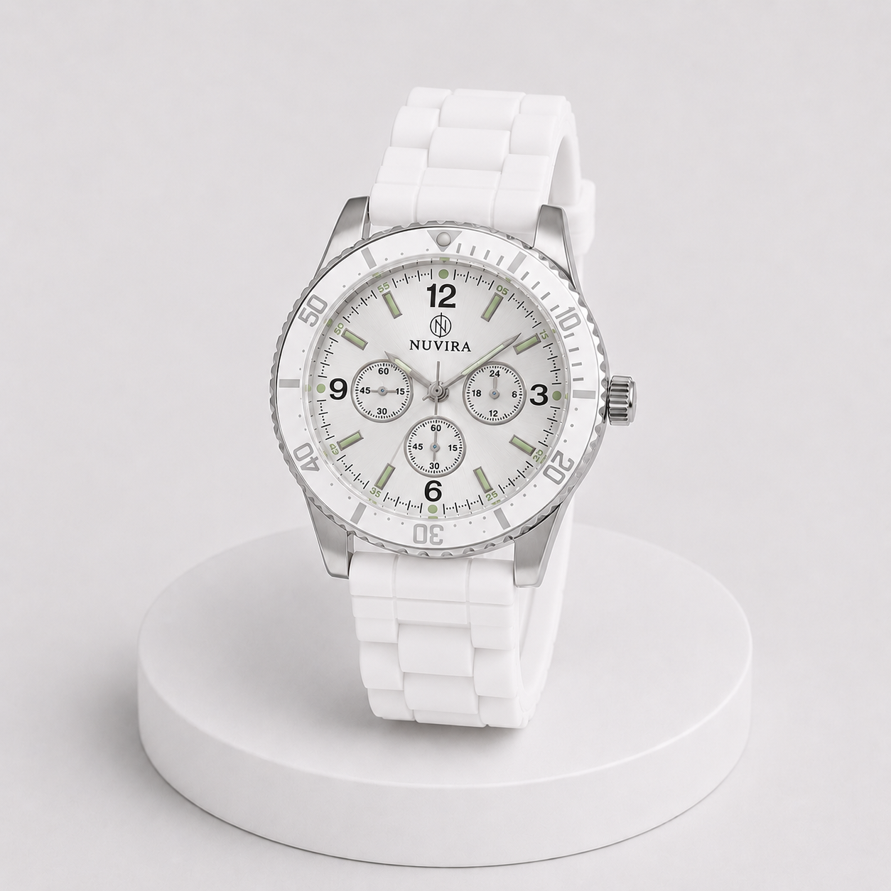 Reloj Funcional con Moledor de Hierbas Discreto